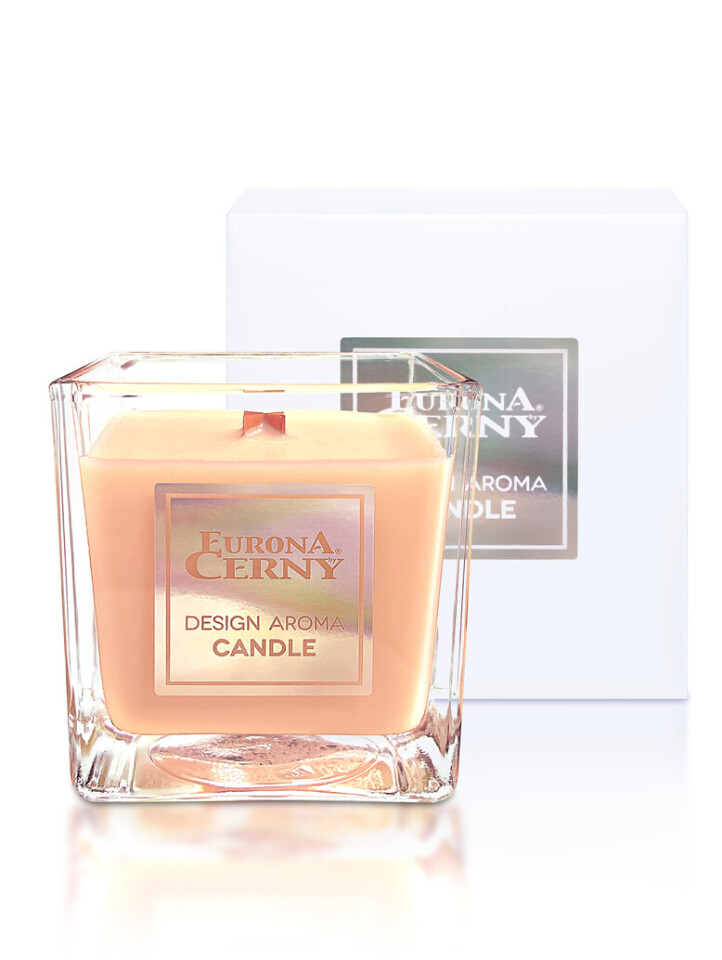 Designová vonná svíčka