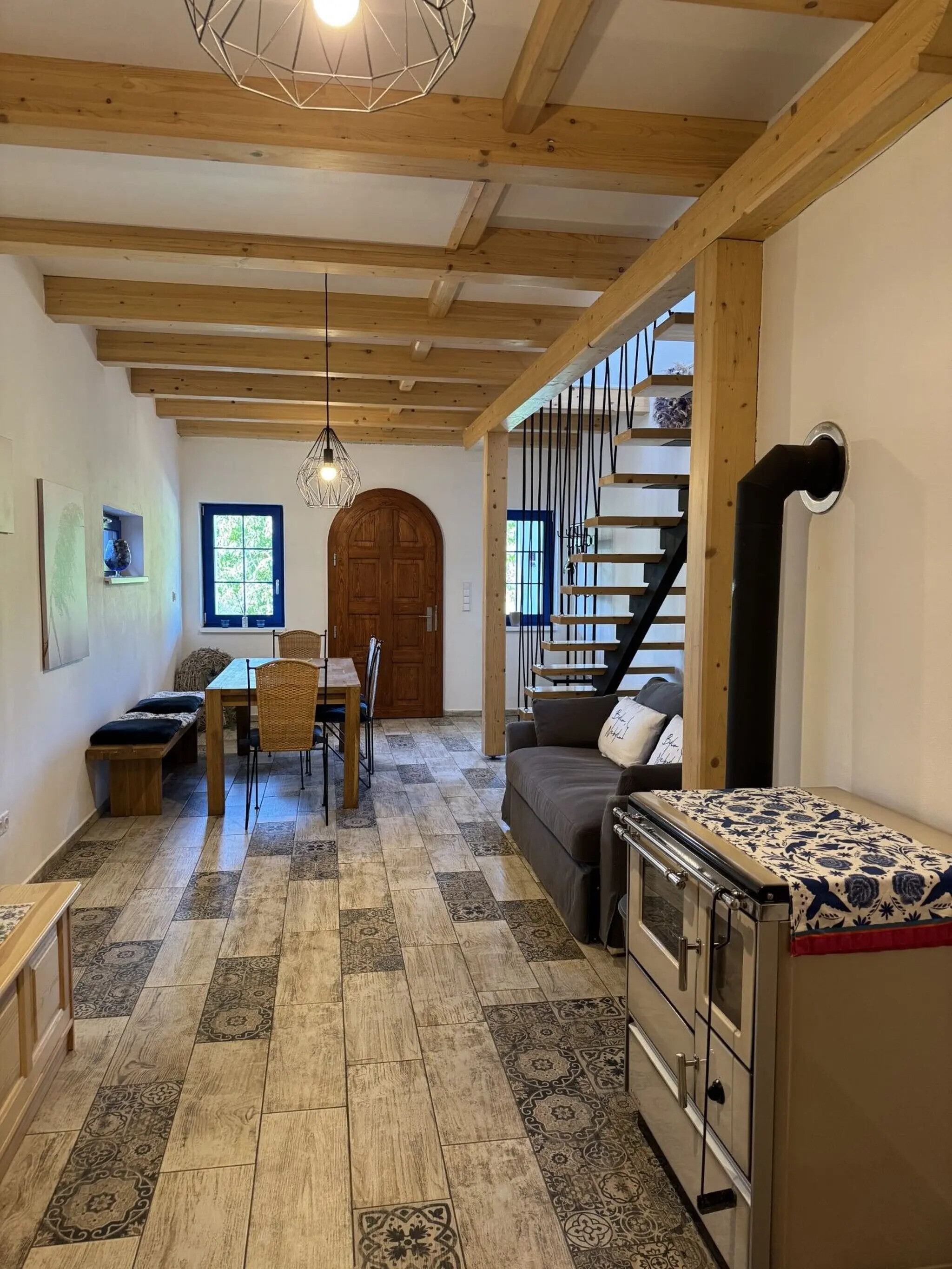 chaloupka chaloupka